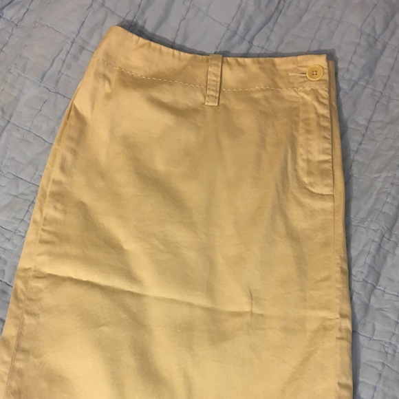 Tommy Hilfiger Dresses & Skirts - Khaki pencil skirt